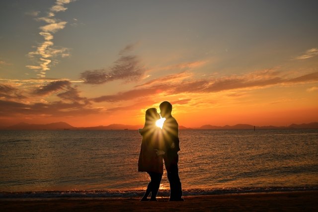 大人の両片思いイメージ